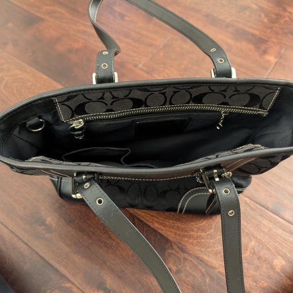 Coach Black signature Jacquard Leather Trim Tote Handbag . - Picture 3 of 5